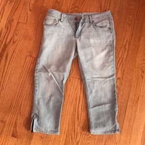 Cropped pair of Chip & Pepper jeans